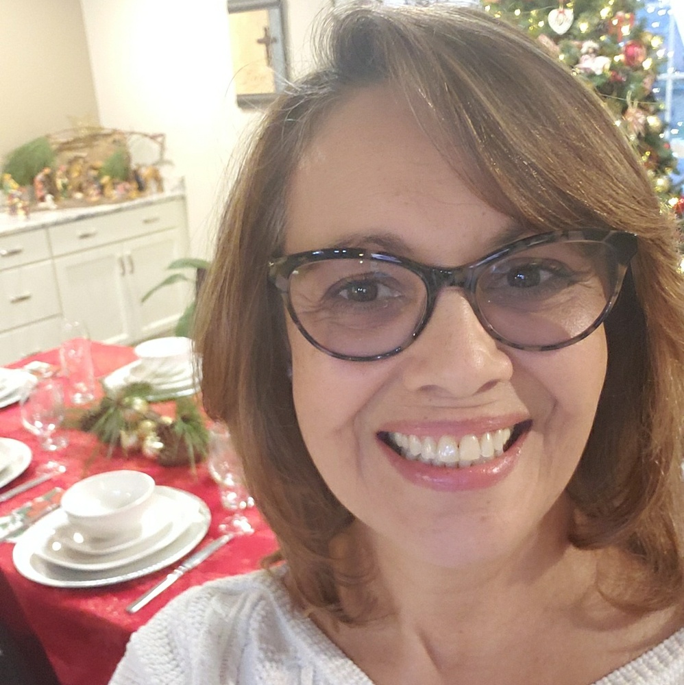 Meet your Posher, Inez